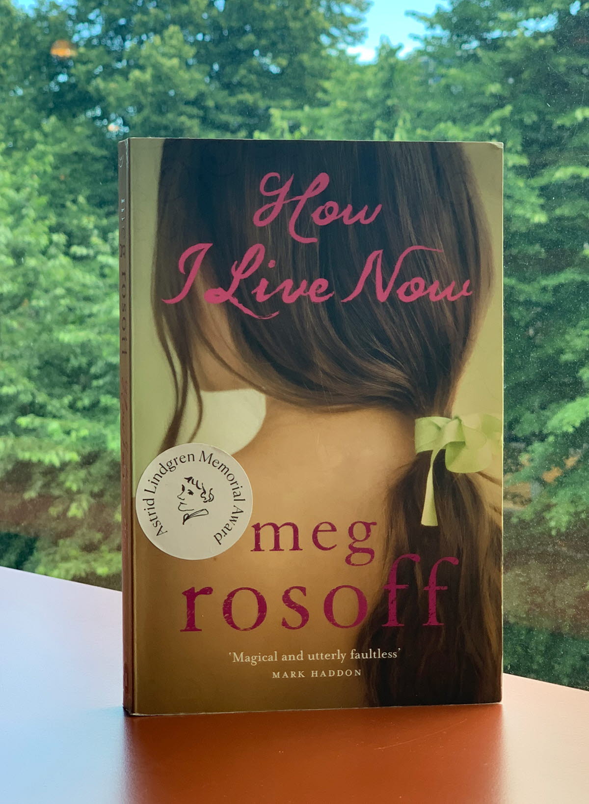 Book cover How I live now by Meg Rosoff