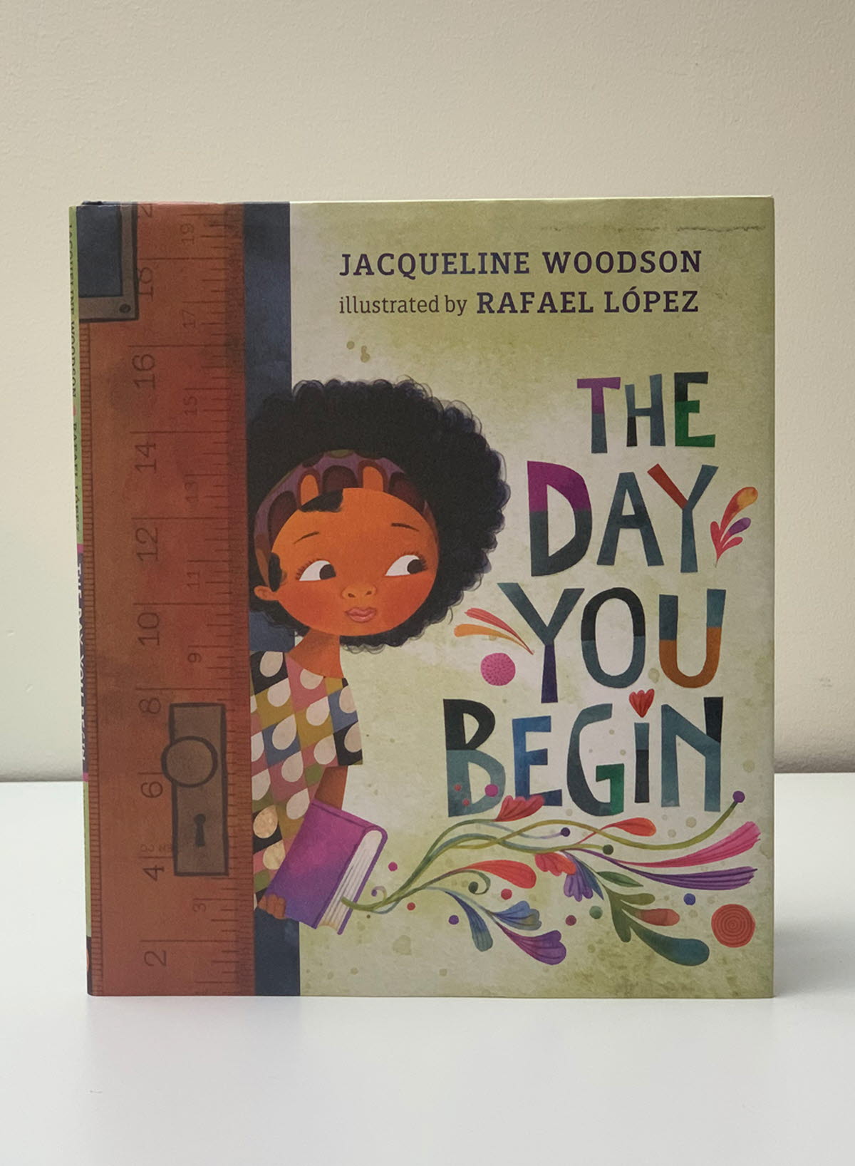 Book cover The day you begin by Jacqueline Woodson