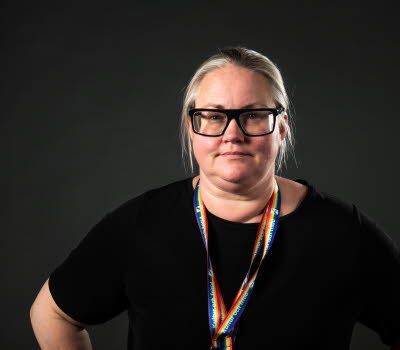 Porträttbild på Sara Dahl.