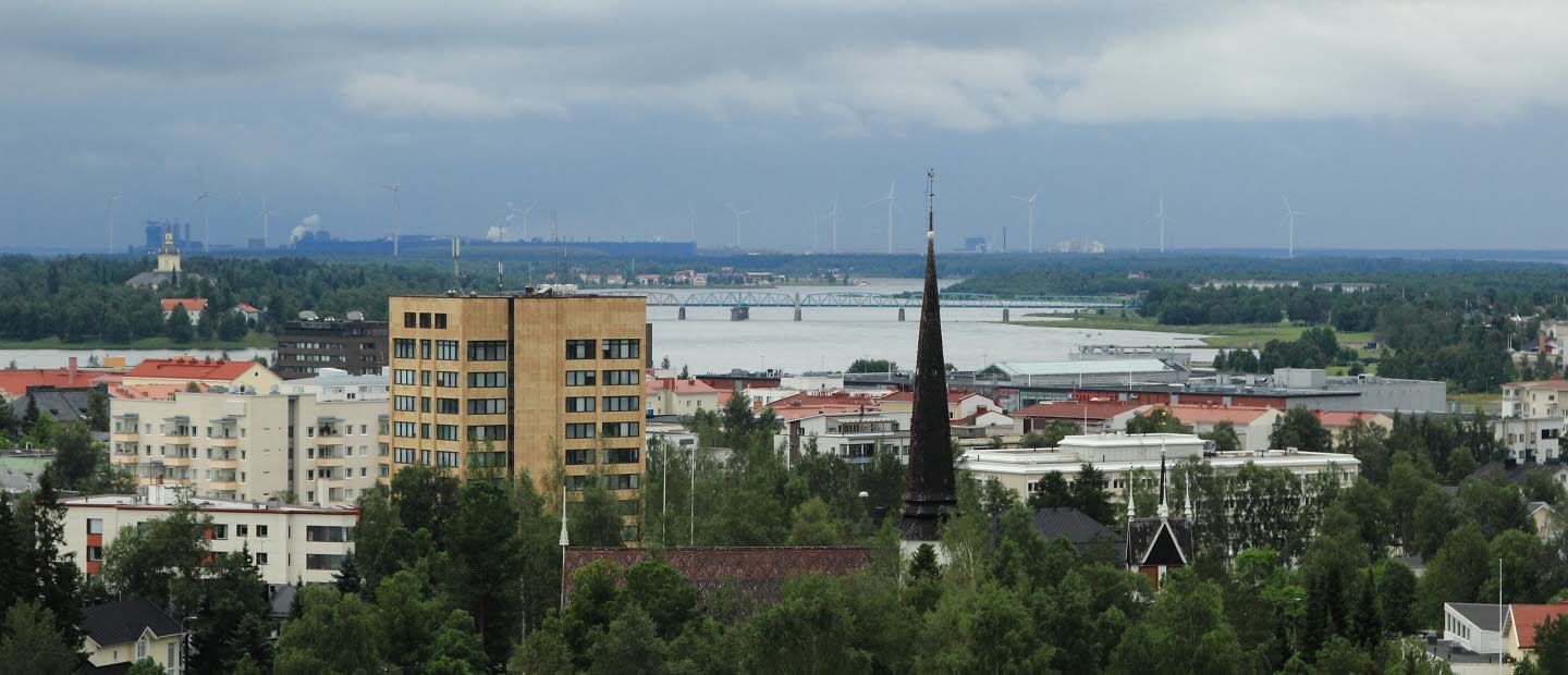 Gränsbygd, utsikt över vatten mot Torneå.