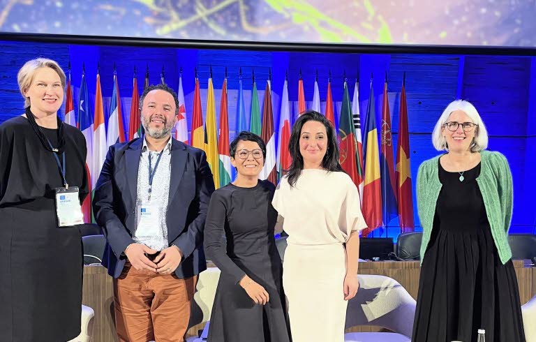 Bild på Kajsa Ravin, Abdullah Alkafri, Kathy Rowland, Andra Matei och Karalyn Monteil