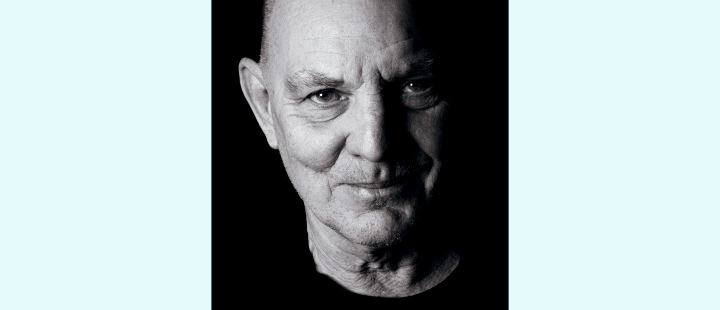 Black and white portrait  of Lars Norén on the cover of his diaries.