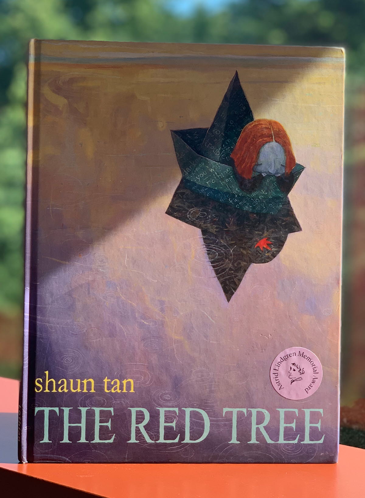 Cover of the book The Red Tree by Shaun Tan