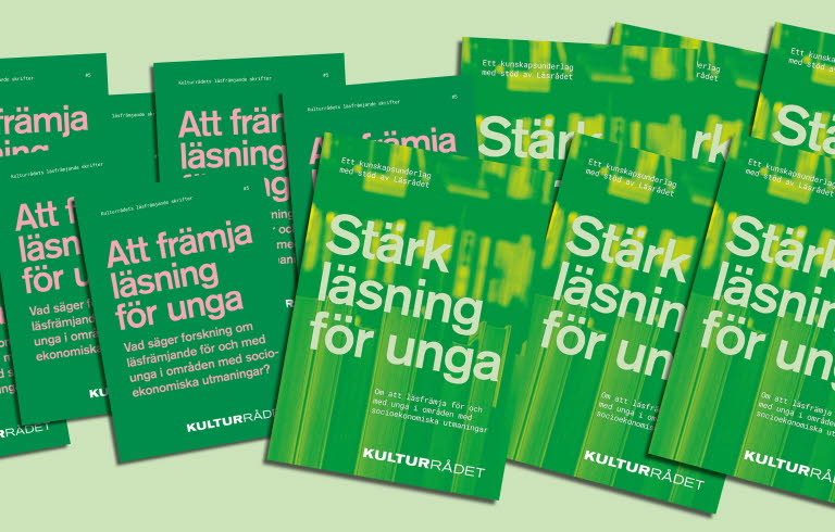Omslag till rapportna Stärk läsning för unga samt Att främja barns och ungas läsning.