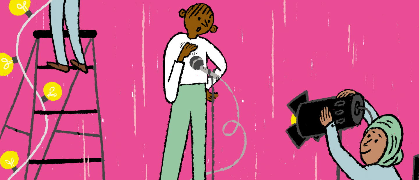 Illustration där flera barn förbereder en föreställning på en scen. De provar ljud, arbetar med ljuset. 