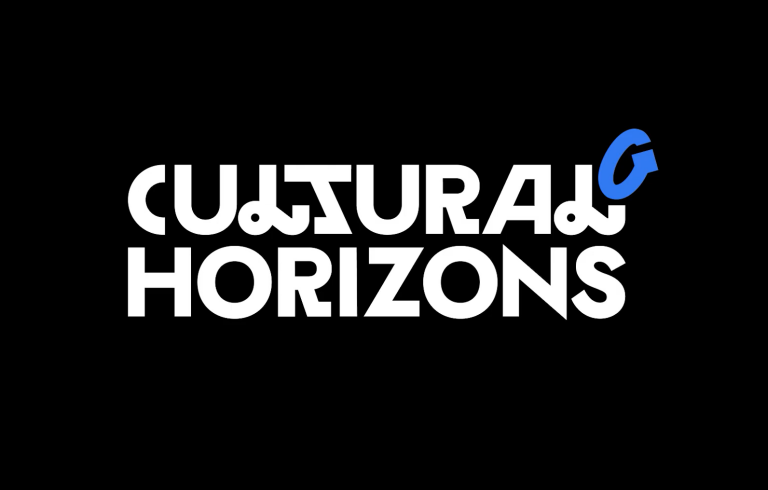 Vit text "Cultural Horizons" på svart bakgrund. 